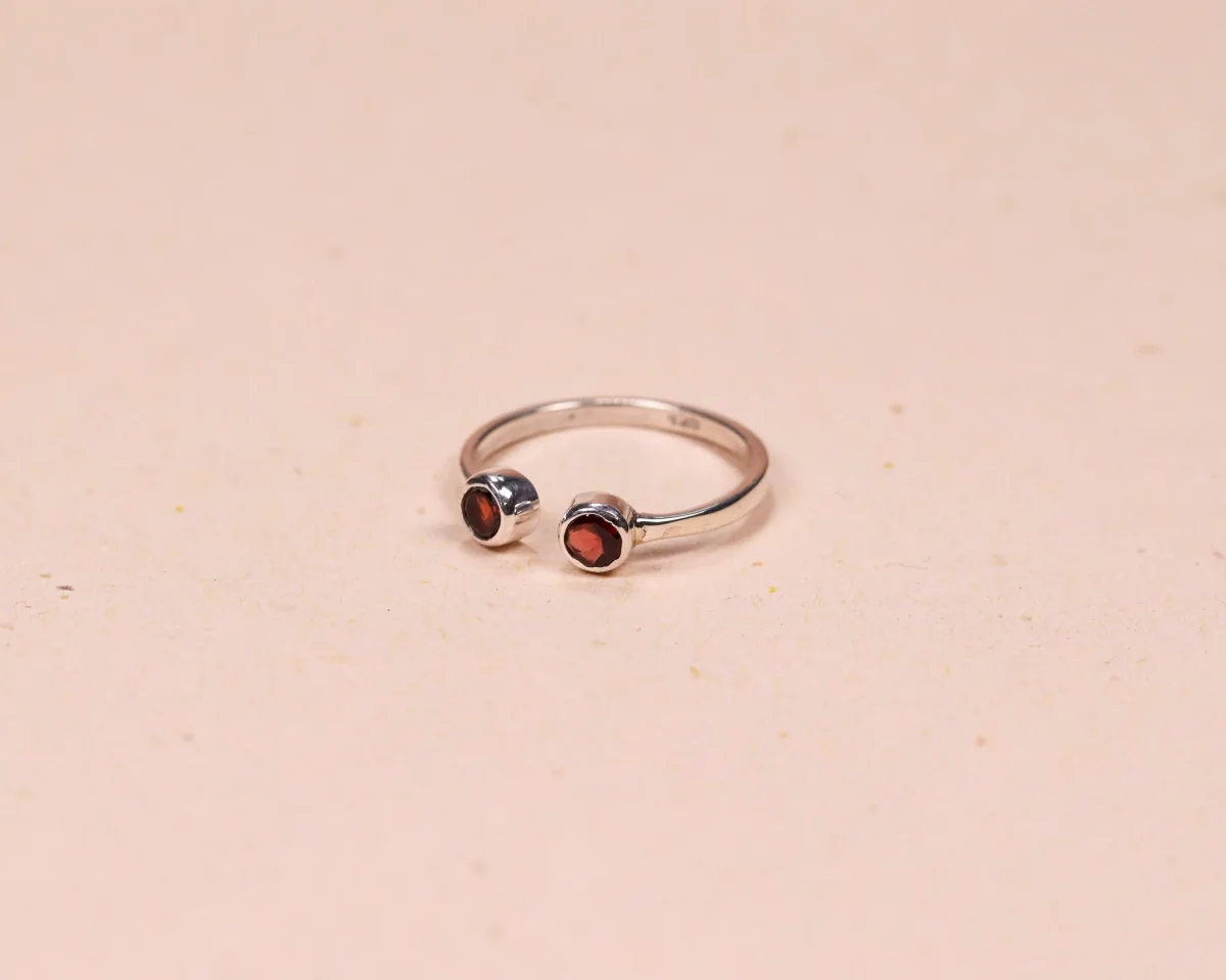 Ring Karma Granat Silber – Bild 2