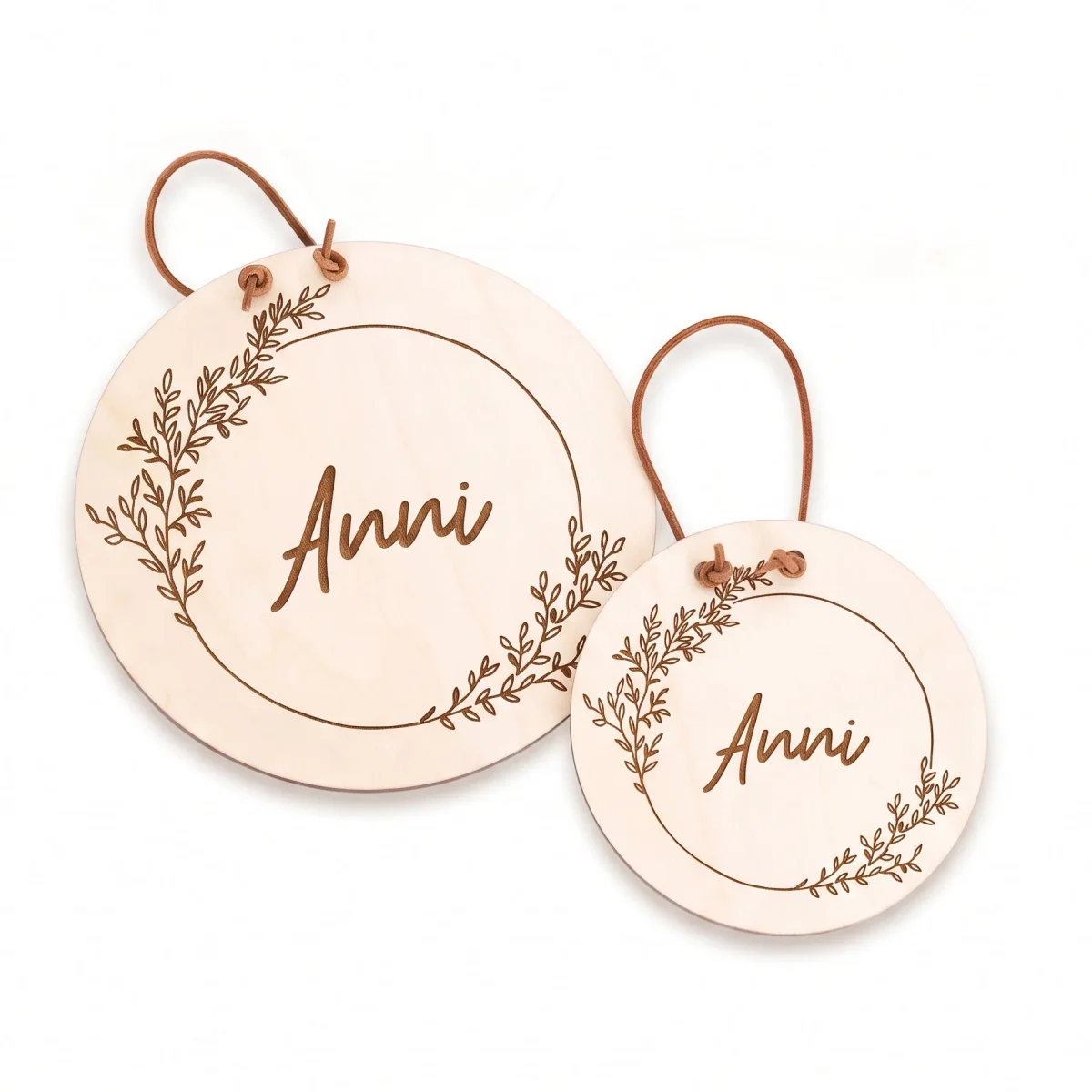Türschild Kinderzimmer personalisiert - Blumenkranz Gravur